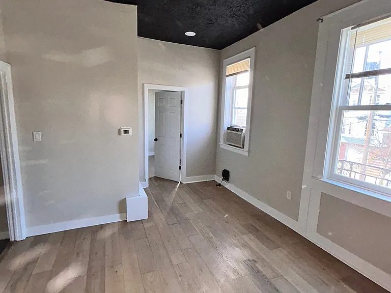 53 Stone St #1 — Photo 15