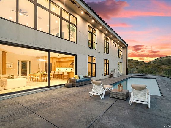 2nd image of 27937 Whisper Ln