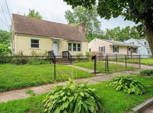 44 Georgetown St, Springfield, MA 01104