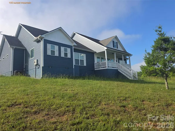 133 Sunset Mountain Trl, Franklin, NC 28734