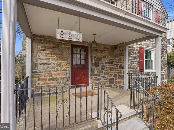 2nd image of 824 Collenbrook Ave