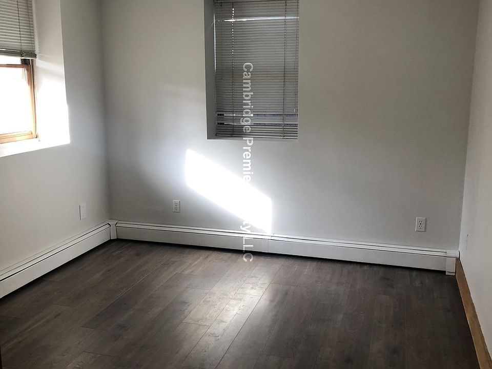 1st image of 5 Baldwin Street Ct #5