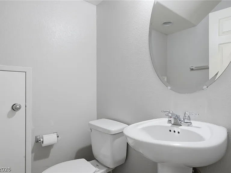 8910 Marble Light Ave — Photo 14