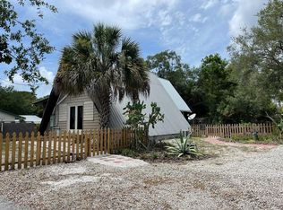 16751 SW Hodges Ave, Cedar Key, FL 32625