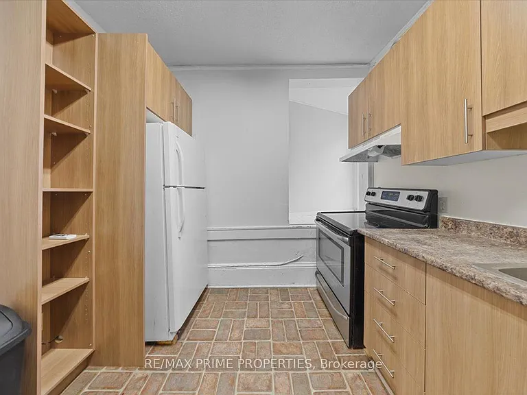 155 Stewart St #5 — Photo 7