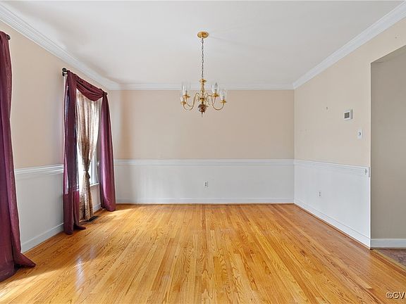 5th image of 1025 Coralberry Dr