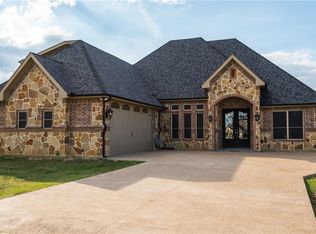 8633 Kelly Ln, Alvarado, TX 76009