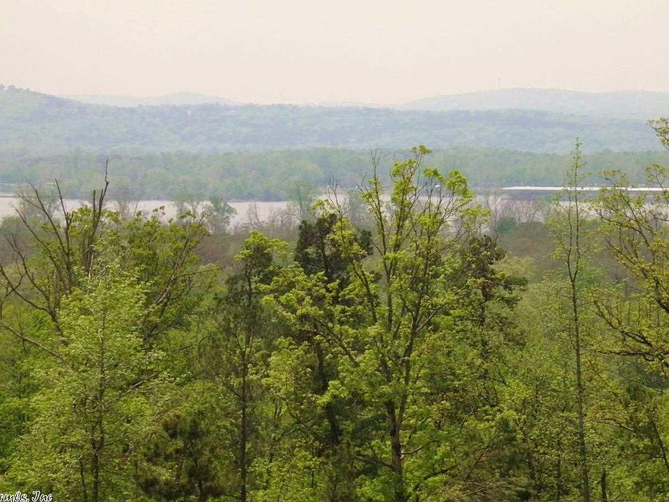 1st image of 108 Maumelle Valley Dr