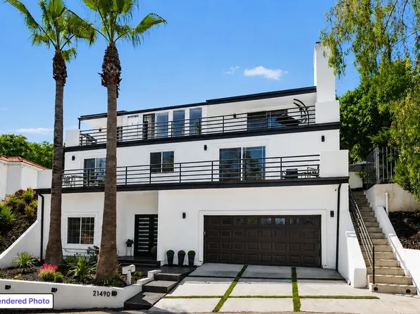 21490 Arcos Dr, Woodland Hills, CA 91364