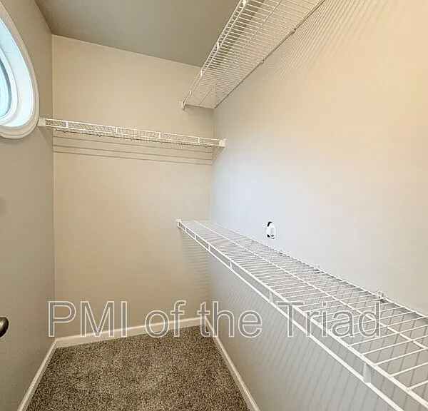 3900 Hunt Chase Ct — Photo 16
