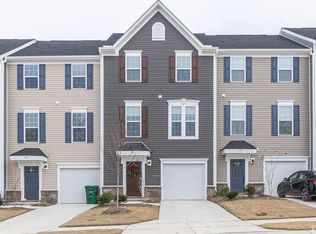 533 Citrus Petal Rd, Fuquay Varina, NC 27526