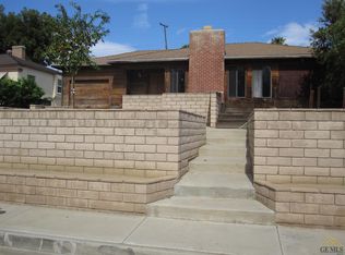 2232 Lindora St, Bakersfield, CA 93306