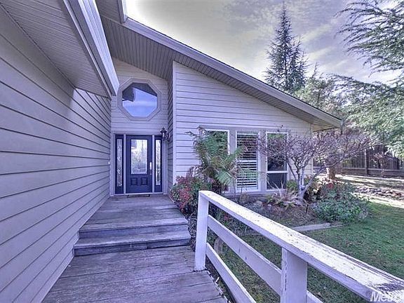 3rd image of 2890 Stanford Ln