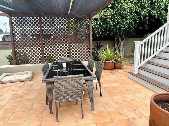 Outdoor dining area