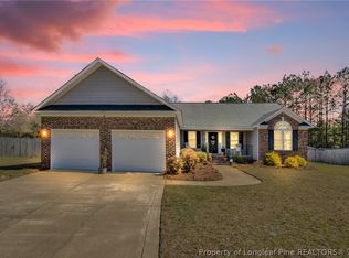 1705 Secretariat Pl, Hope Mills, NC 28348