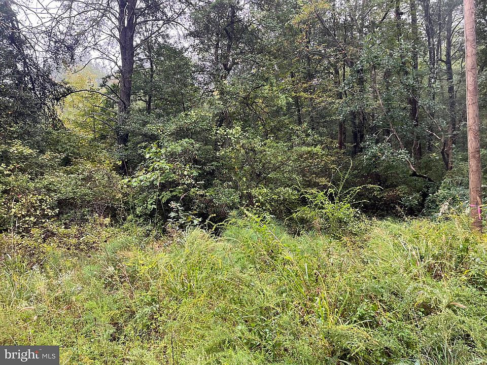 1st image of 20 Chrystal Rd