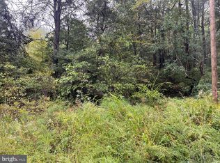 20 Chrystal Rd, Colonial Beach, VA 22443