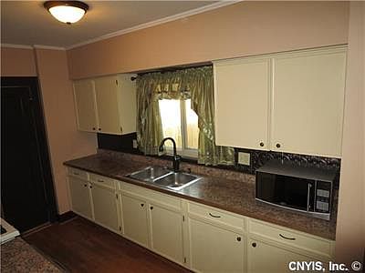 4th image of 1308 Stolp Ave