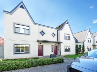 889 Tobruck Ave #38, North Vancouver, BC V7P 1V9