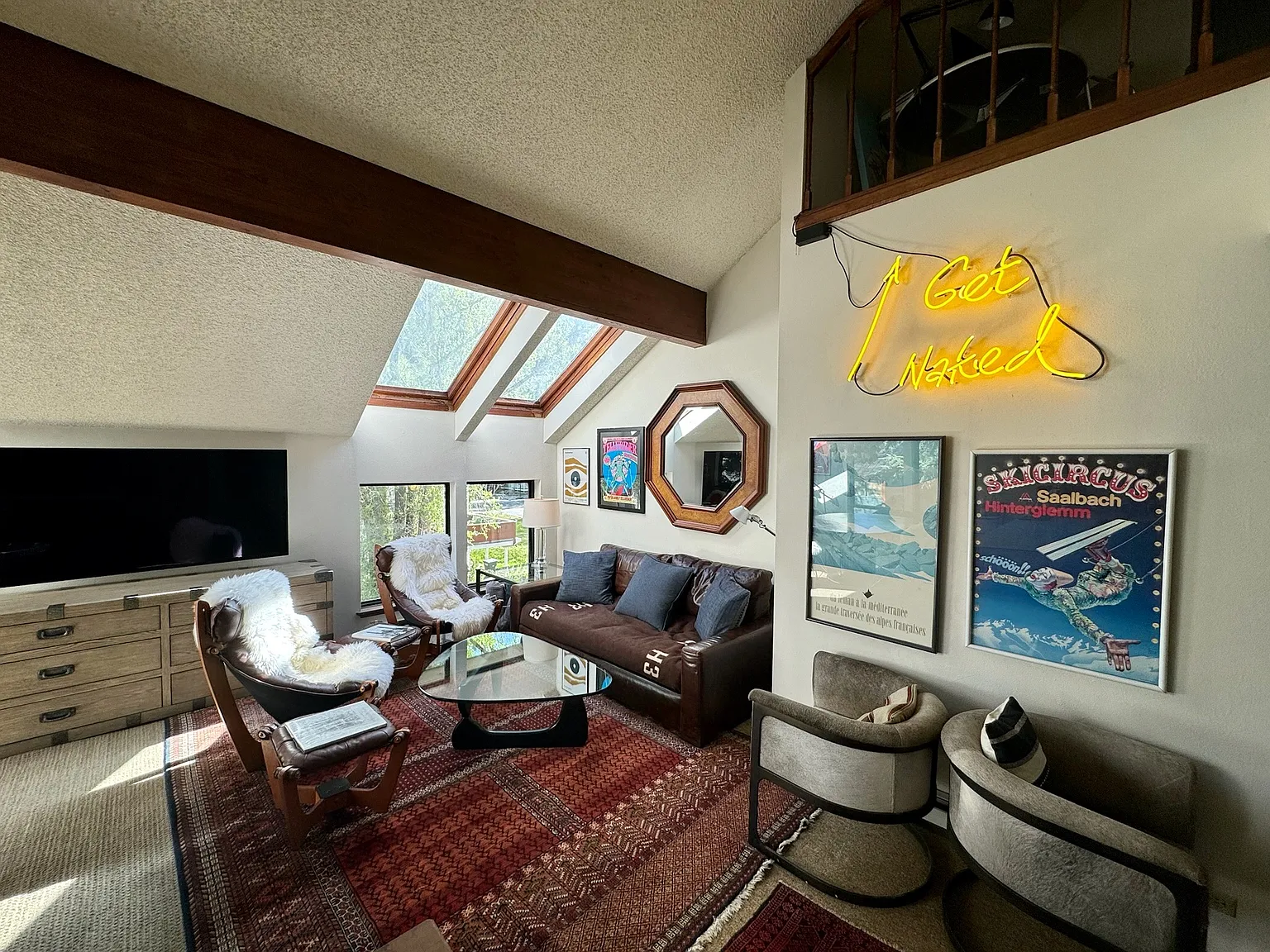 2 bed, 1277 sqft, $9,000 — Photo 2
