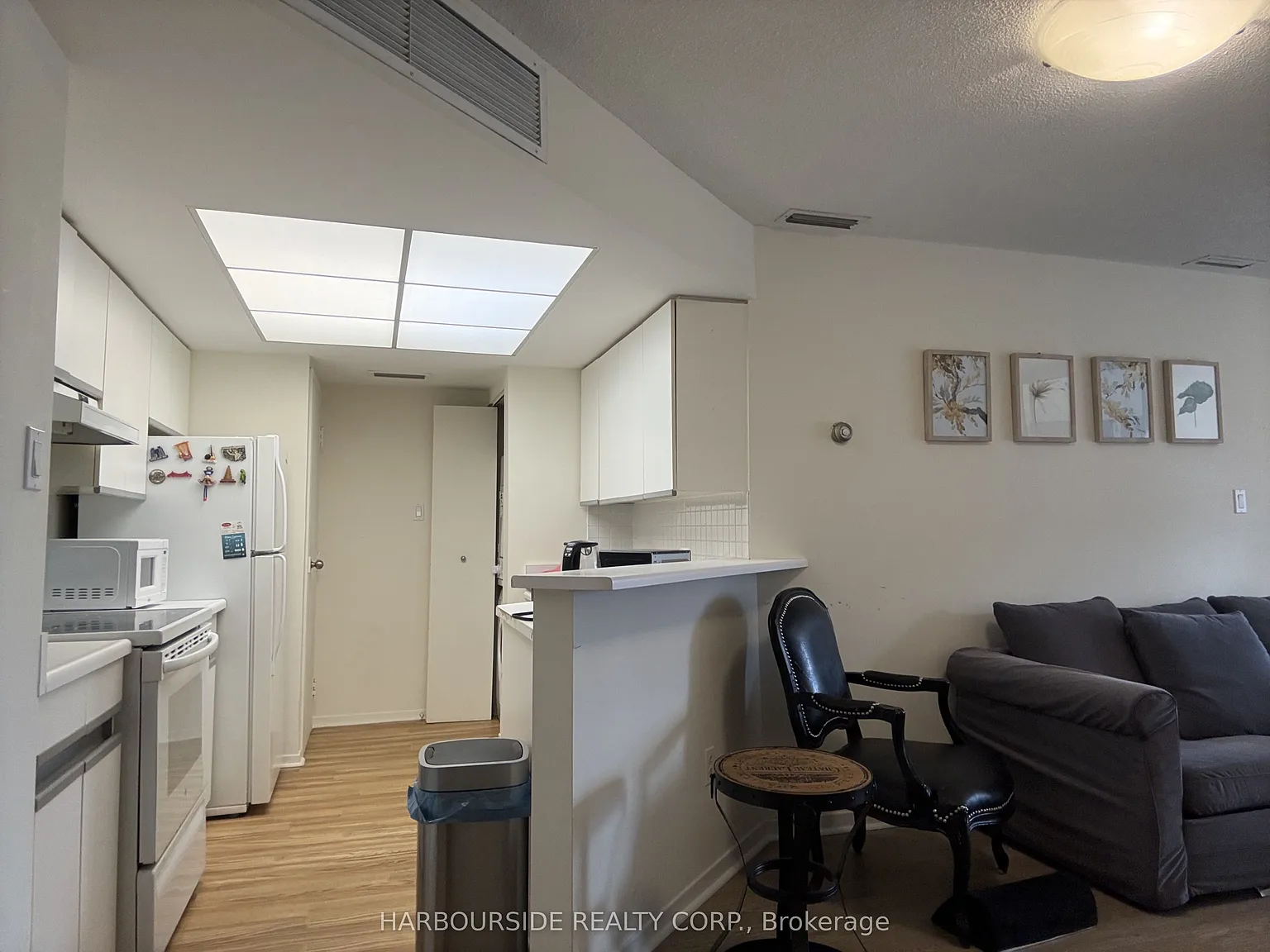2 bed, $2,800 — Photo 3