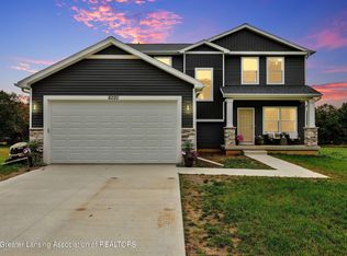 8220 Colby Lake Rd, Laingsburg, MI 48848