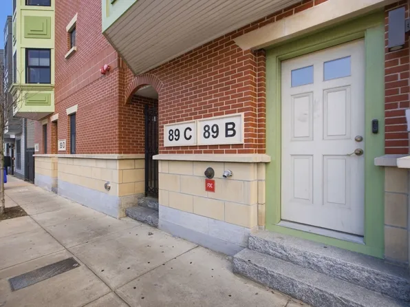 89 Prescott St #B, Boston, MA 02128