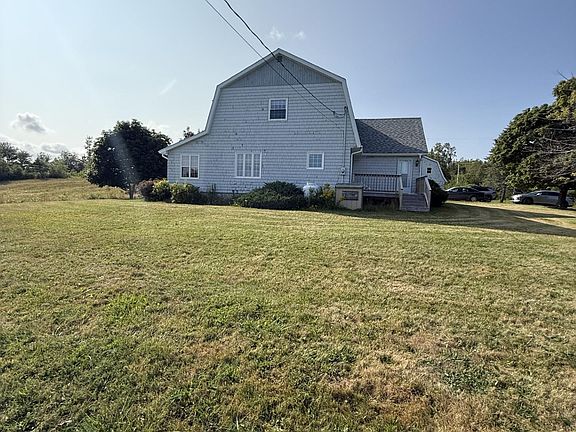5th image of 387 Beaver Rd