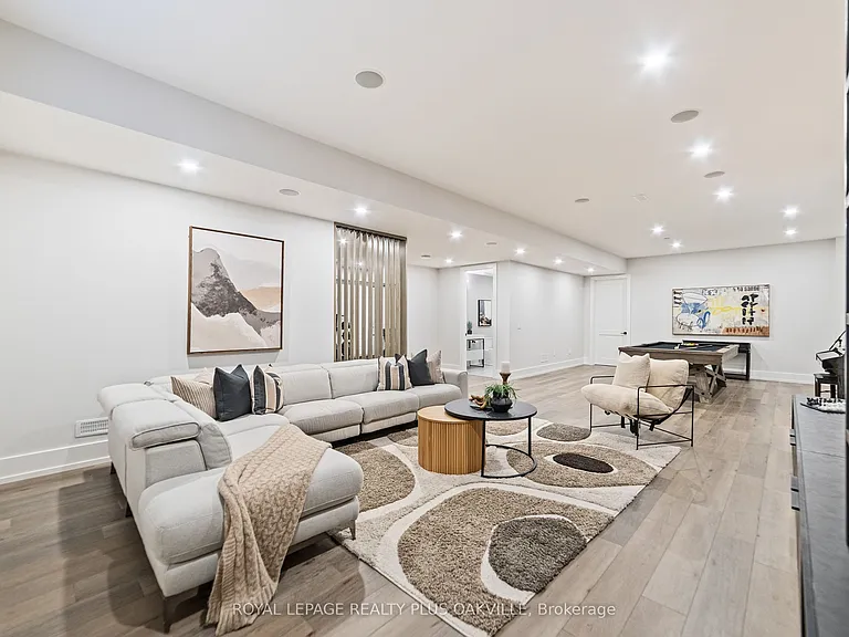 2057 Salvator Blvd — Photo 38