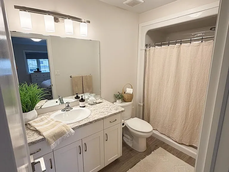 226 Renaissance Dr — Photo 13