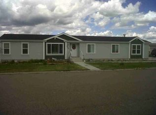 630 Knotty Pine Dr, Evanston, WY 82930