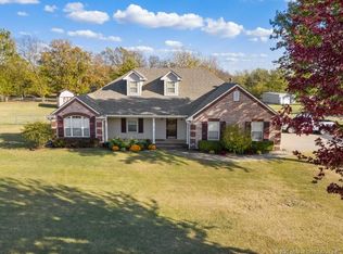 18227 S Quail Meadow Dr, Claremore, OK 74017