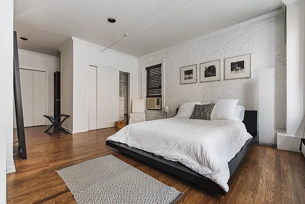 Sold by Harmonycity Corp. | media 31