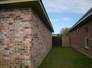 207 Oak Hill Ln, Youngsville, LA 70592