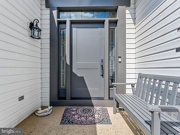 4th image of 119 Harrogate Dr