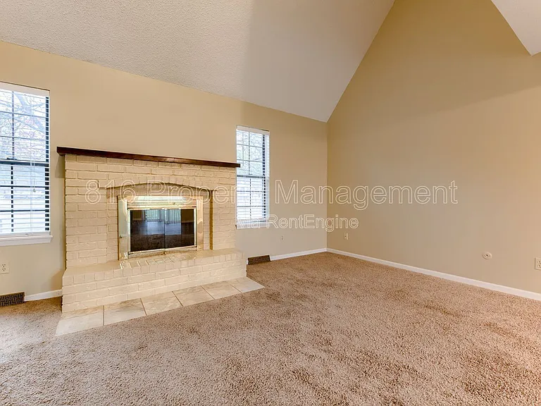 164 SW Robin Rd — Photo 29