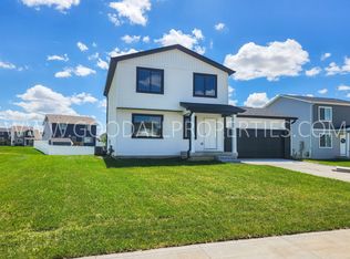 280 NW Morgan Ct, Waukee, IA 50263