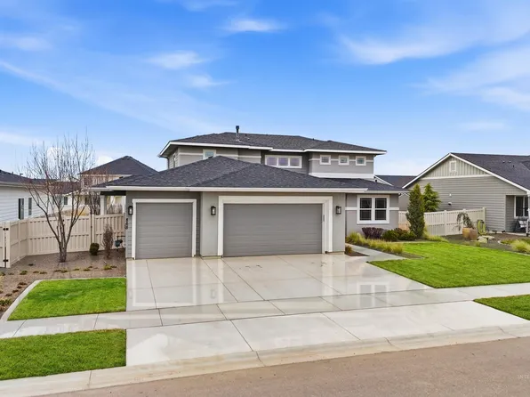 868 W Grassland St, Middleton, ID 83644
