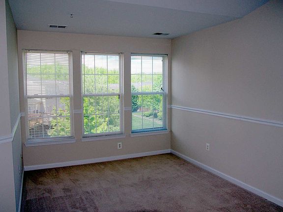 Sitting area in MasterBR