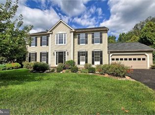 8 Balmoral Dr, Chadds Ford, PA 19317