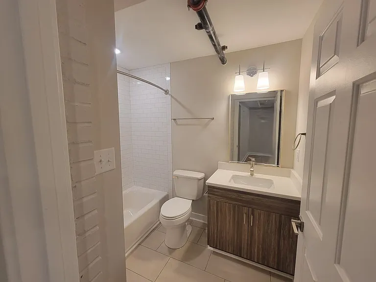 1111 N Thompson St — Photo 11