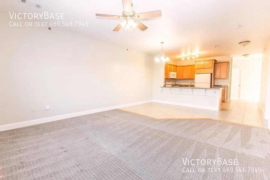 Creekside Apartments — Photo 4
