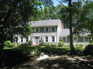 28 Woodland Pl, Wilton, CT 06897