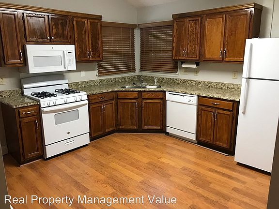 2nd image of 10516 Streatham Ln