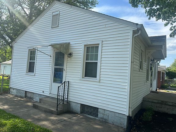 3rd image of 1250 N Livingston Ave