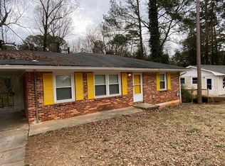 1748 Meadowglades Dr, Decatur, GA 30035