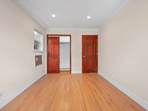 22-16 Steinway Street 2B image 17 of 18