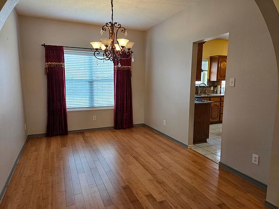 5th image of 1526 Warm Springs Dr