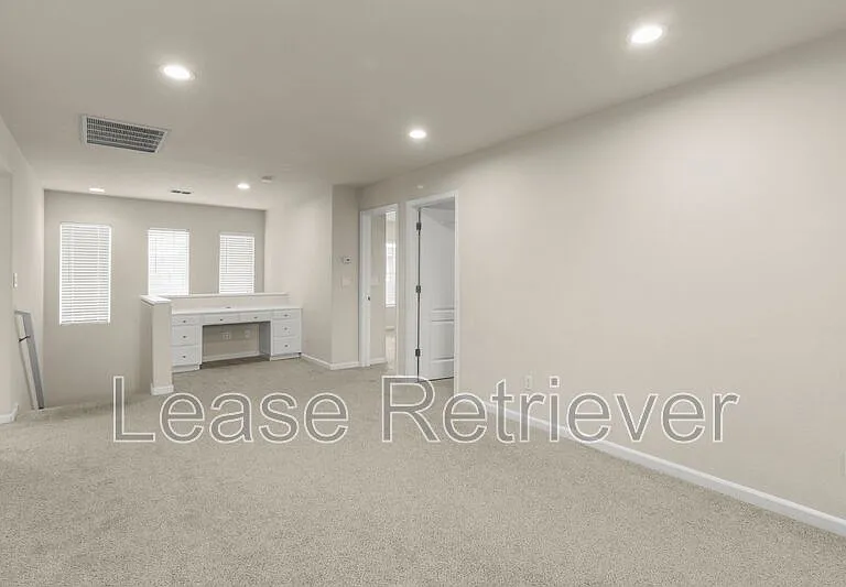 223 W Prosperidad Way — Photo 20