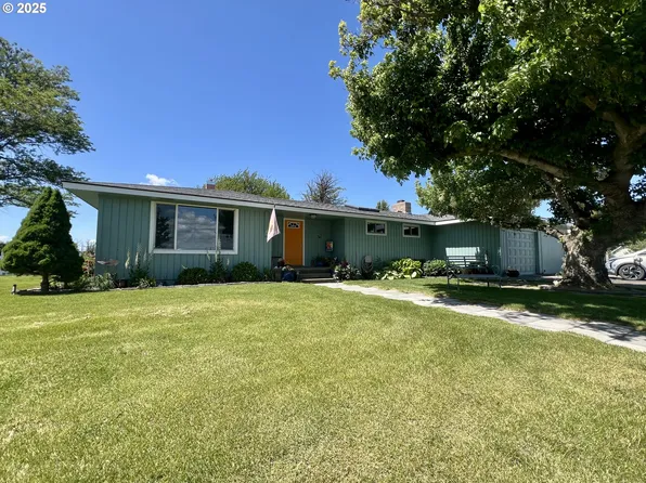 30095 Country Ln, Hermiston, OR 97838